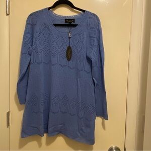 Beautiful blue knit cashmere sweater